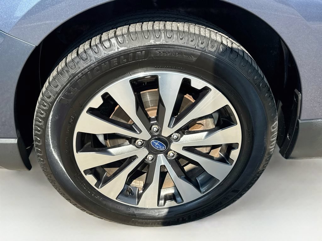 Used 2016 Subaru Outback 3.6R Limited AWD/4WD image 41