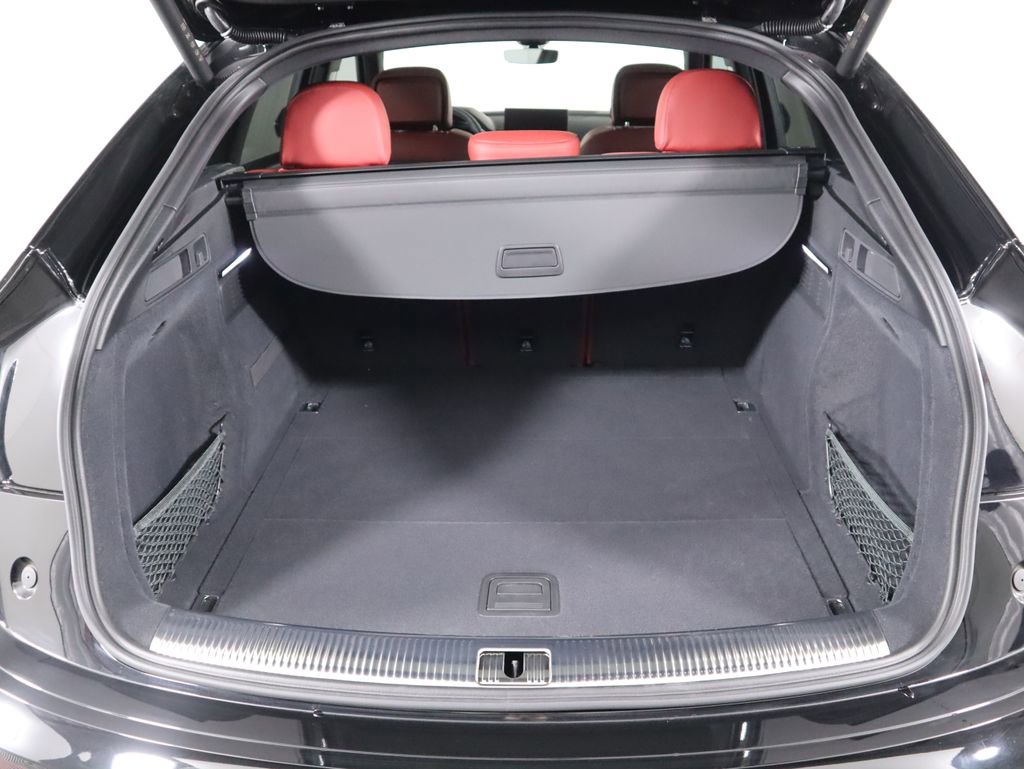 Certified 2024 Audi SQ5 Premium Plus image 21