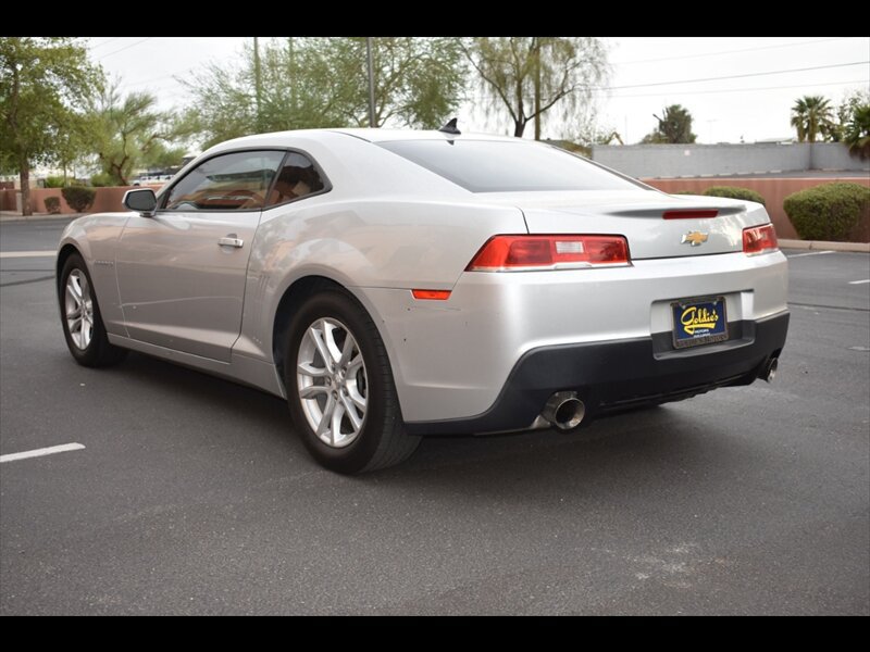 Used 2015 Chevrolet Camaro LS RWD image 5