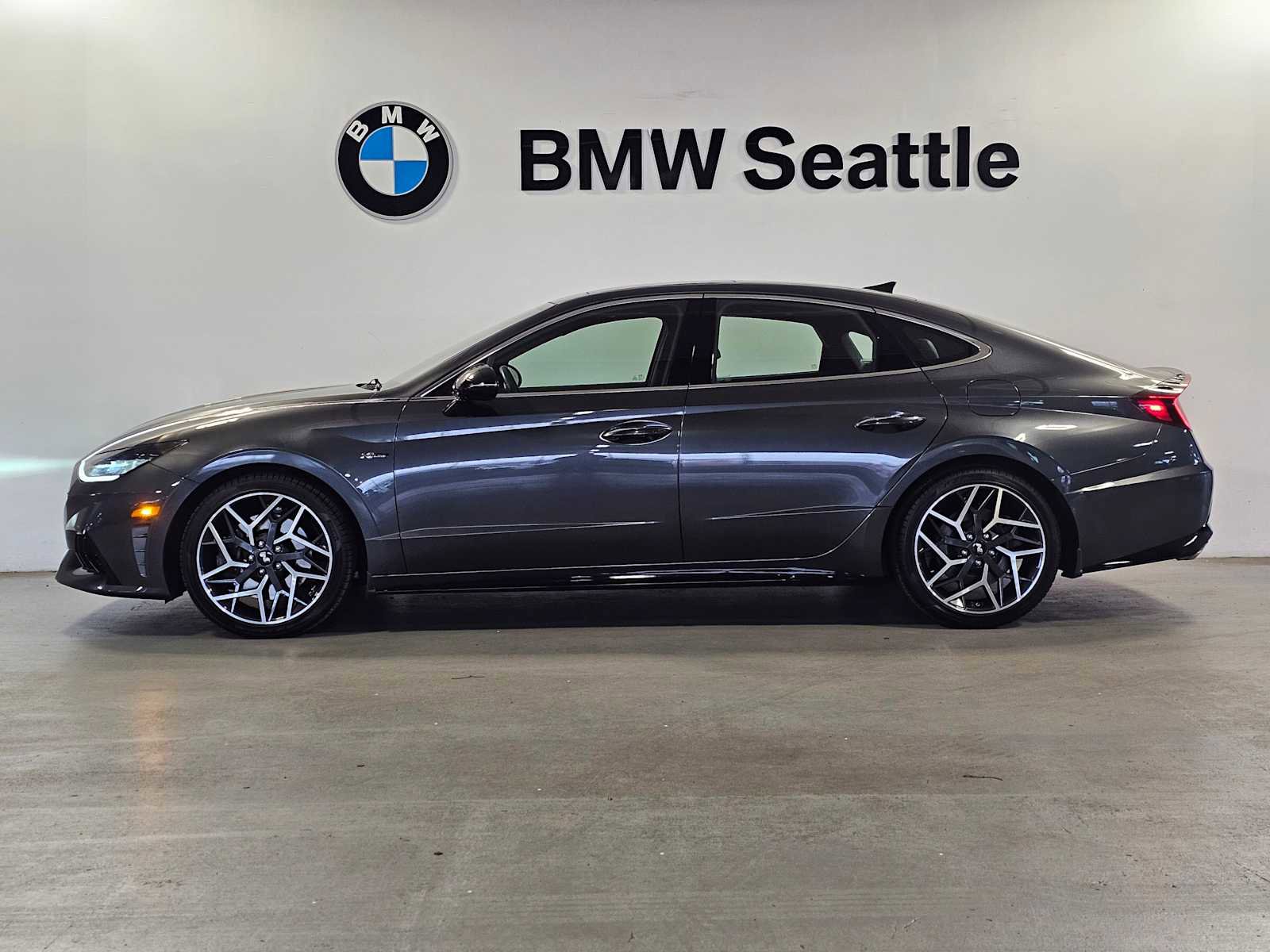 Used 2022 Hyundai Sonata N Line FWD image 3