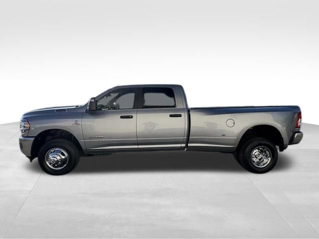 Used 2024 RAM 3500 Big Horn image 11