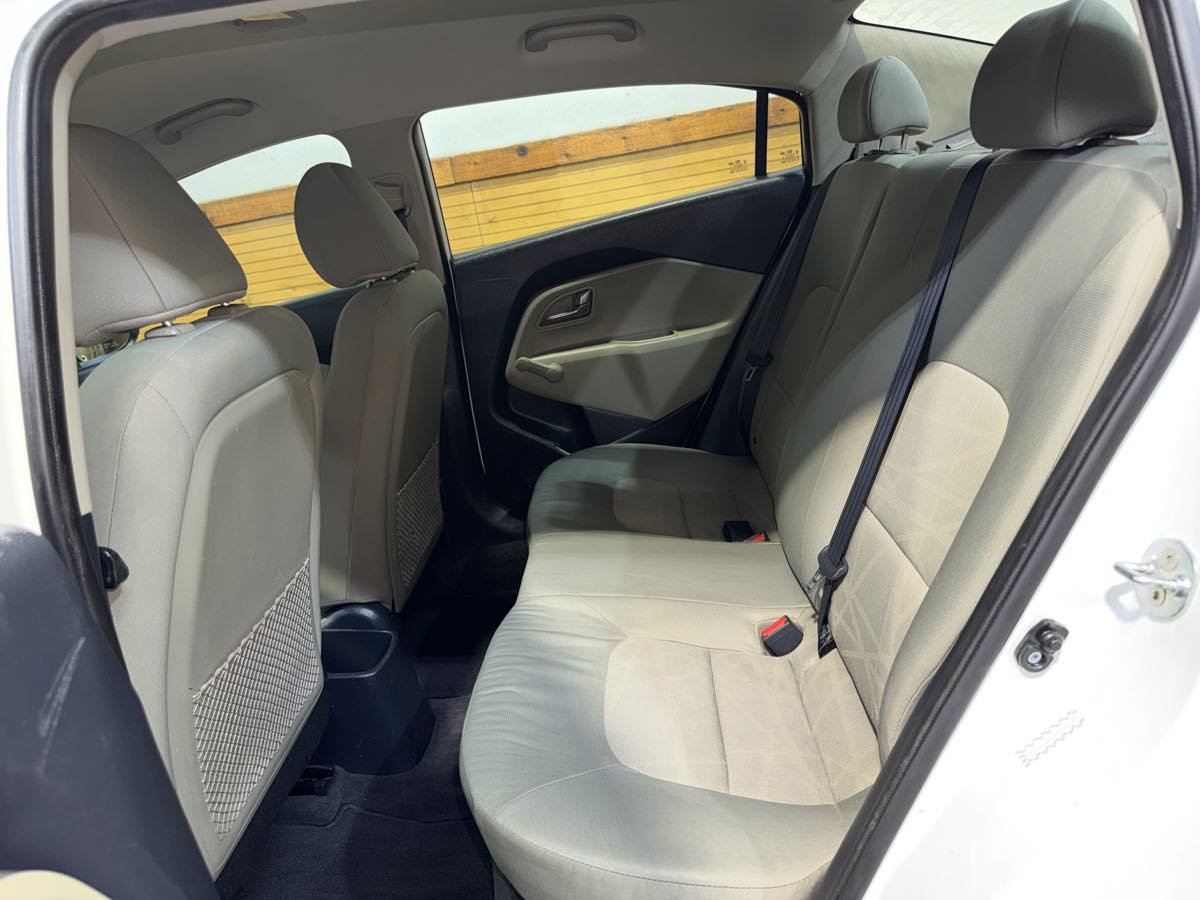 Used 2017 Kia Rio LX FWD image 19
