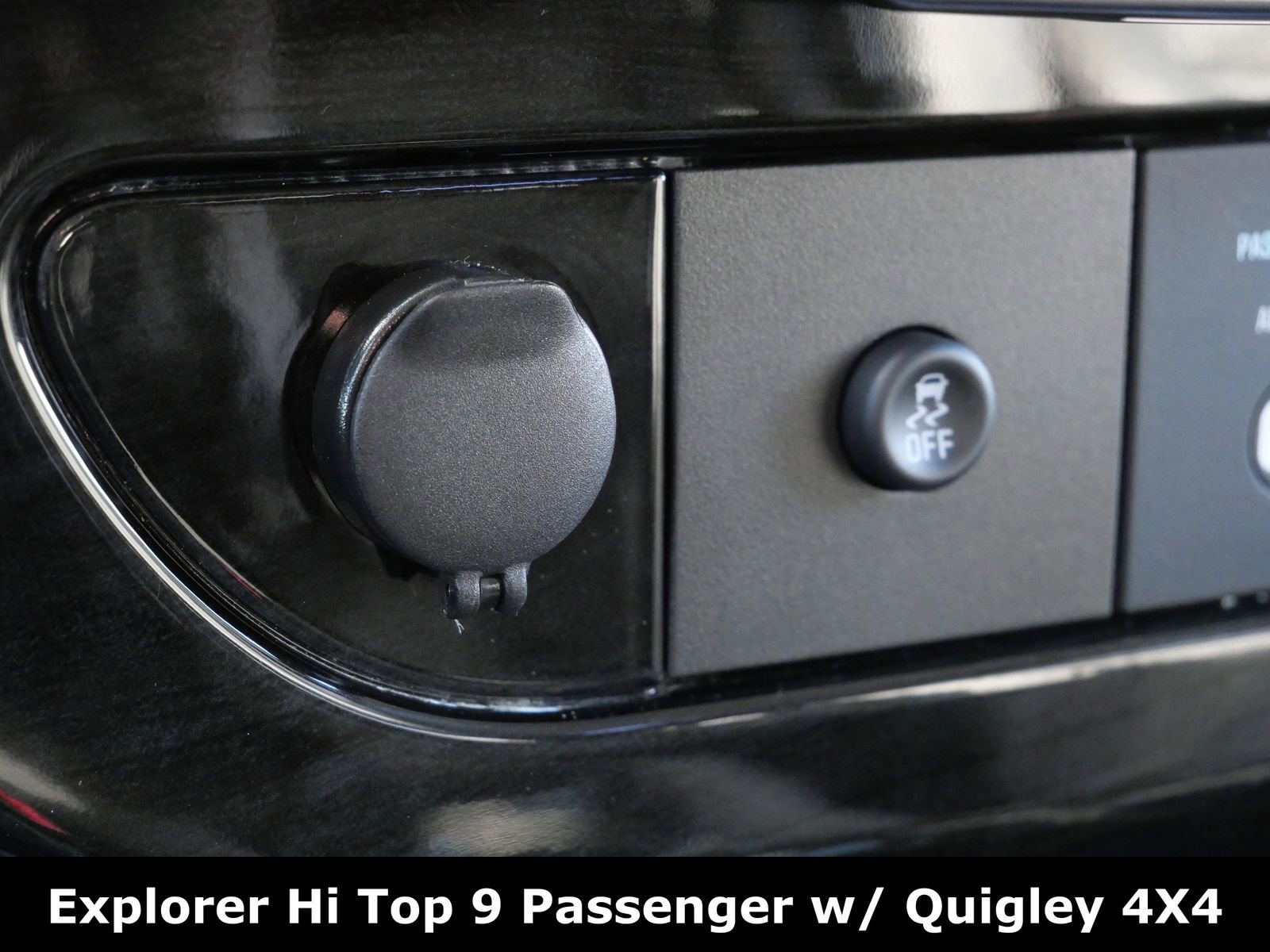 Used 2025 GMC Savana 3500 LT w/ LT Preferred Equipment Group image 38