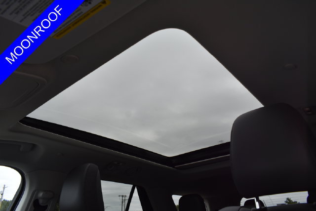Used 2026 Ford Explorer Active w/ Active Comfort Package AWD/4WD image 8