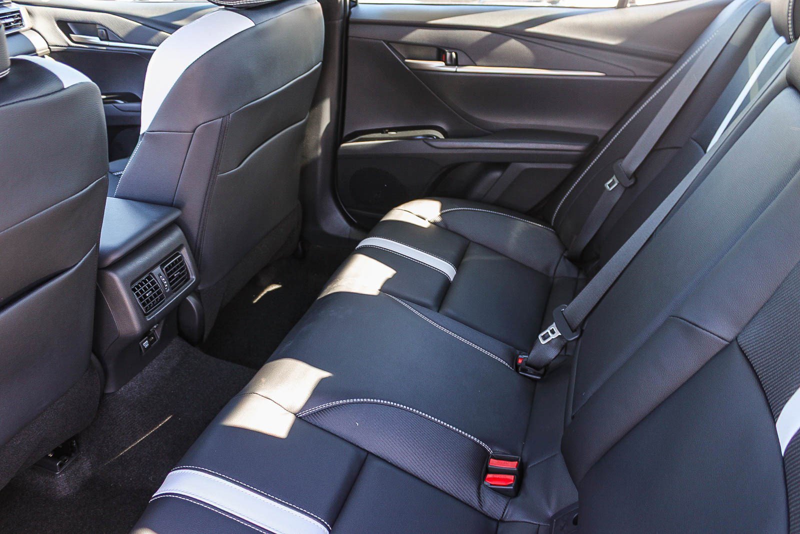 New 2026 Toyota Camry SE image 21