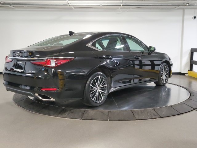 Used 2024 Lexus ES 350 w/ Premium Package FWD image 9