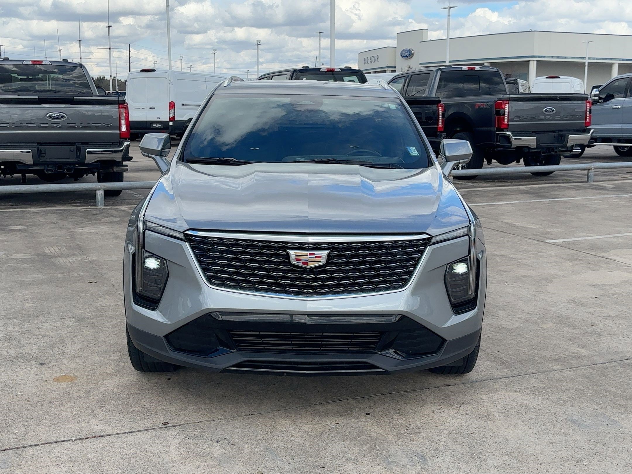 Used 2025 Cadillac XT4 Premium Luxury image 10
