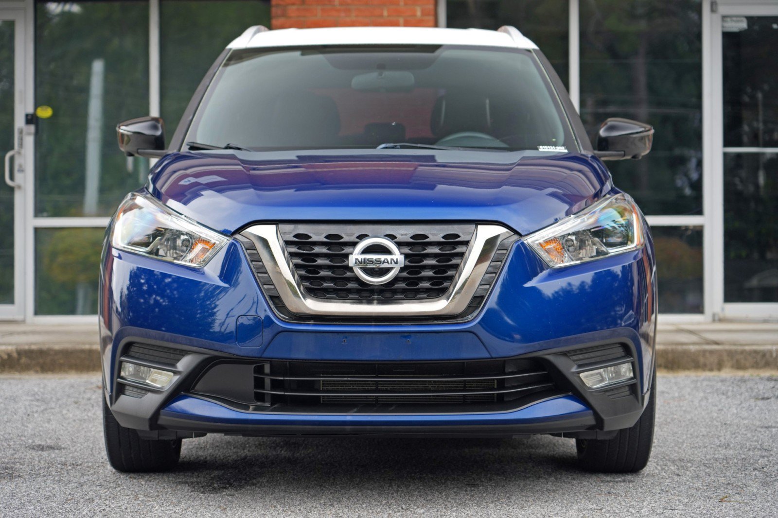 Used 2019 Nissan Kicks SR w/ SR Premium Package FWD image 6