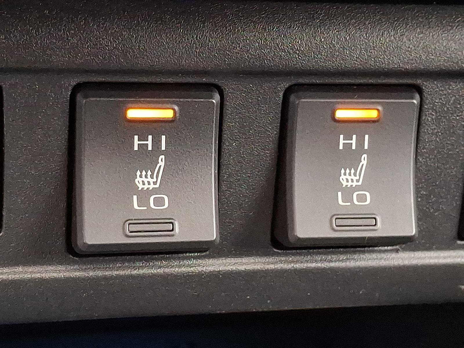 Used 2022 Toyota Corolla Cross XLE w/ Convenience Package image 24