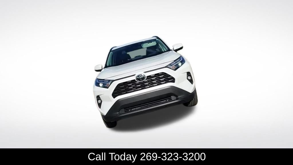 Used 2024 Toyota RAV4 XLE Premium image 9