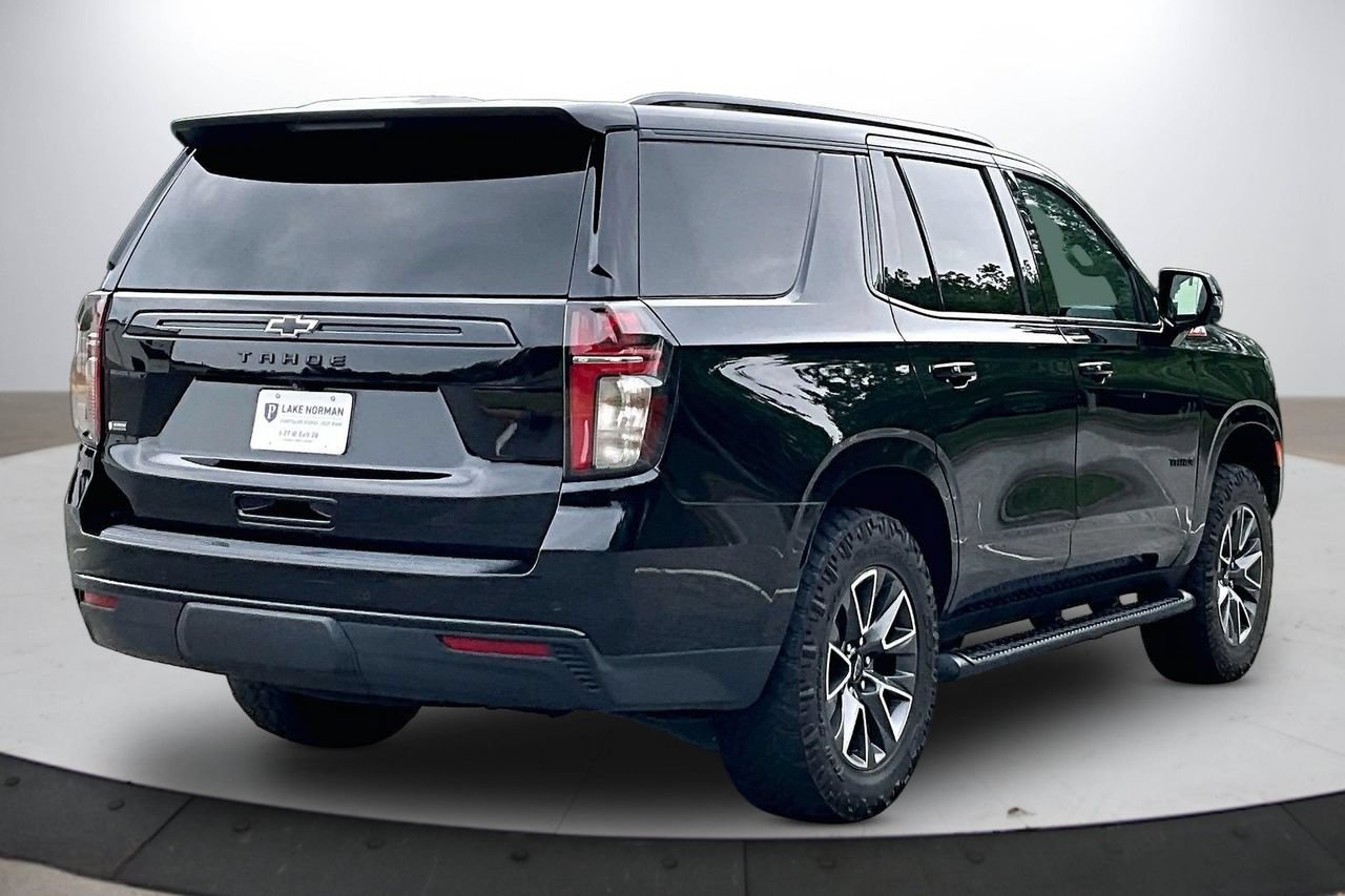Used 2023 Chevrolet Tahoe Z71 w/ Luxury Package AWD/4WD image 9