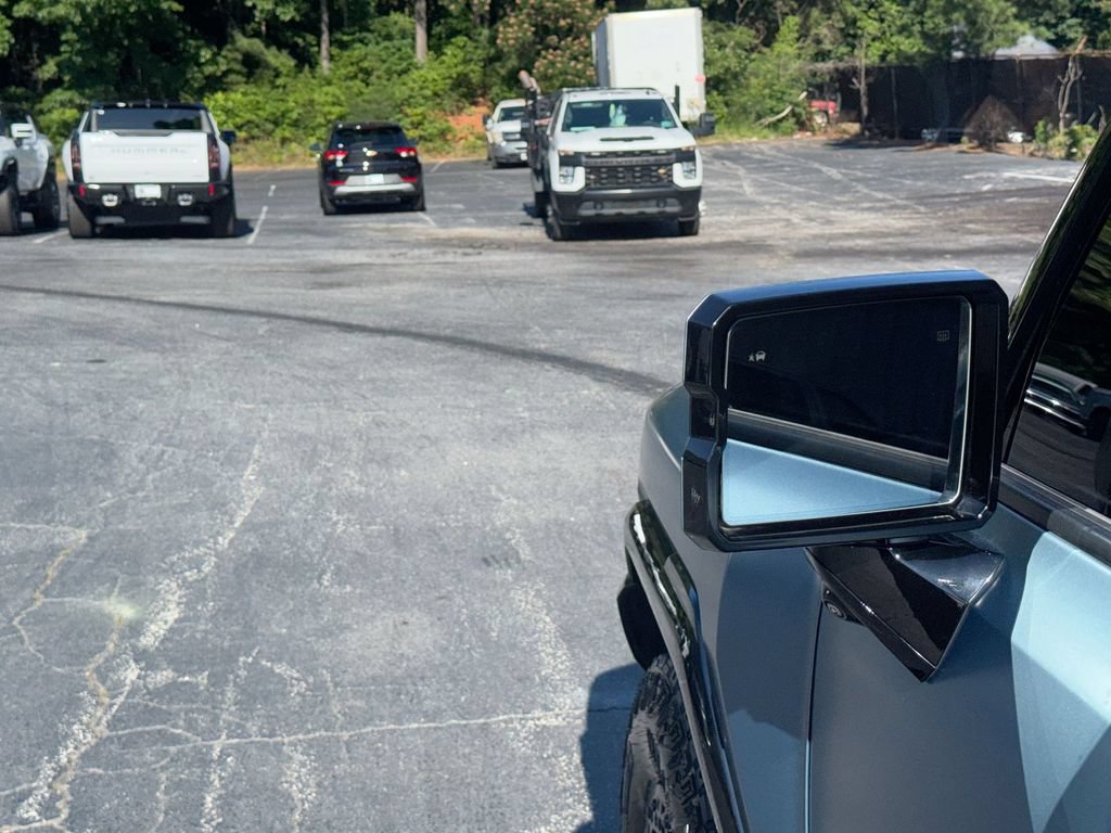 Used 2024 GMC Hummer EV 3X w/ Omega Edition AWD/4WD image 11