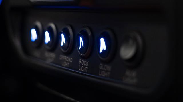 Used 2025 Jeep Gladiator Sport image 42