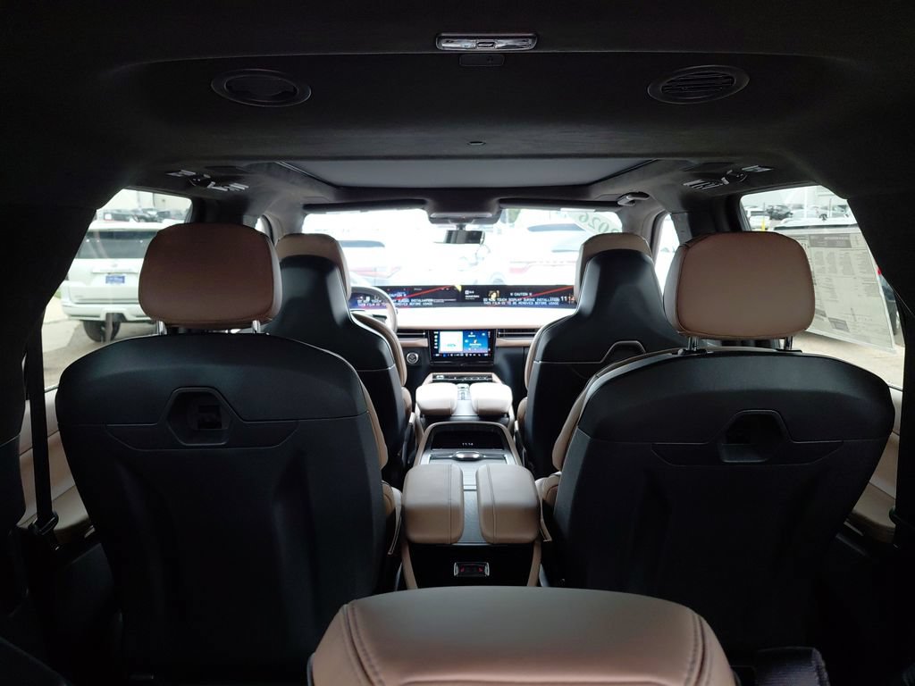 New 2026 Lincoln Navigator L Black Label AWD/4WD image 58
