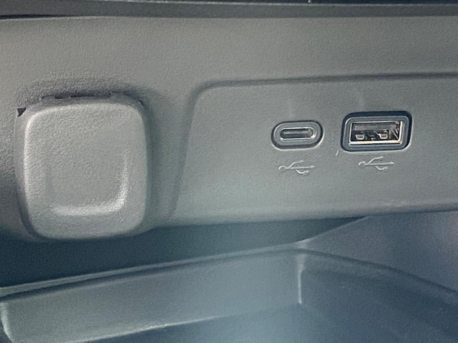 New 2026 Chevrolet Trax ACTIV w/ Sunroof Package FWD image 19