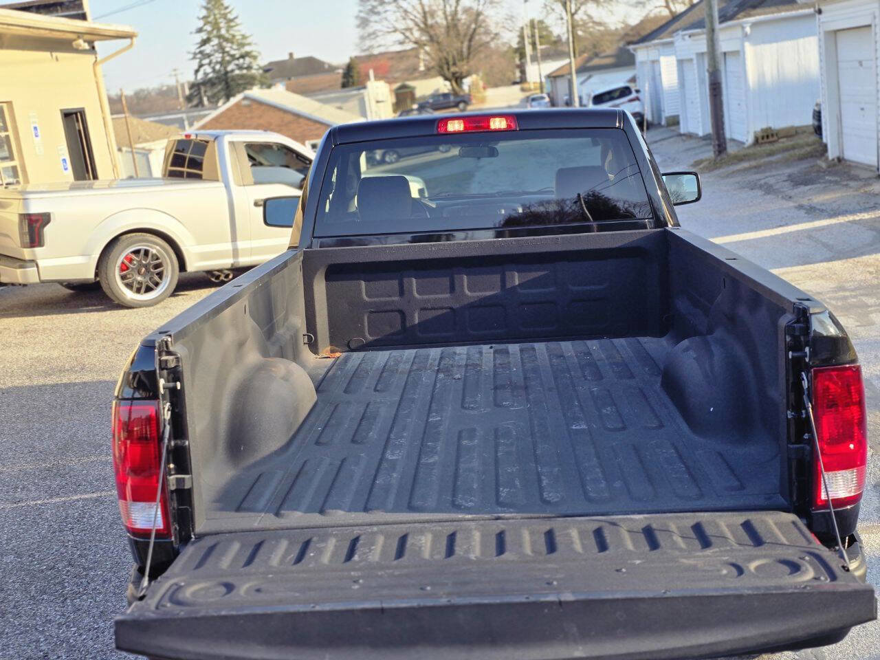 Used 2019 RAM 1500 Tradesman w/ Power & Remote Entry Group image 16