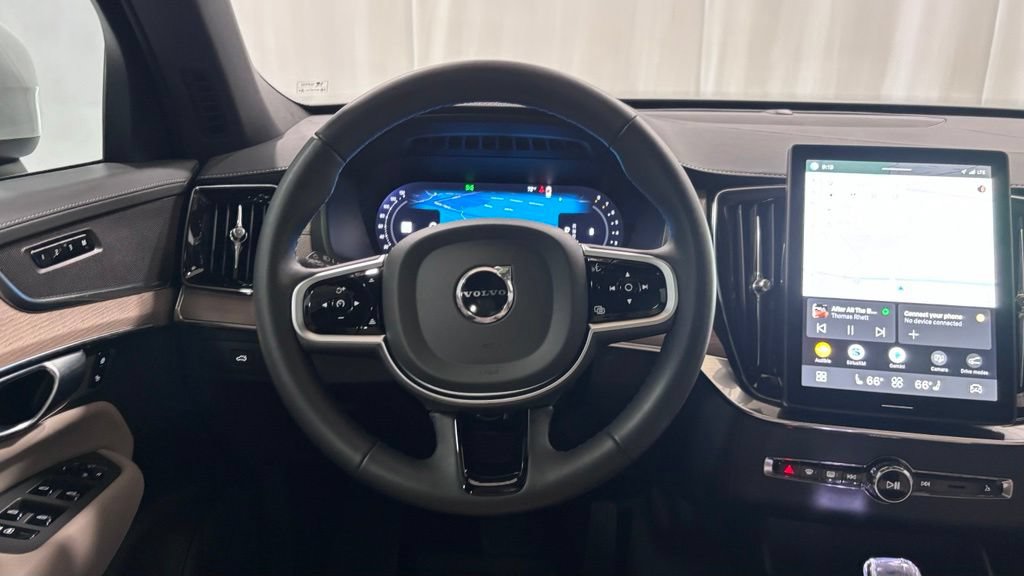 Certified 2025 Volvo XC90 B5 Core w/ Protection Package AWD/4WD image 13