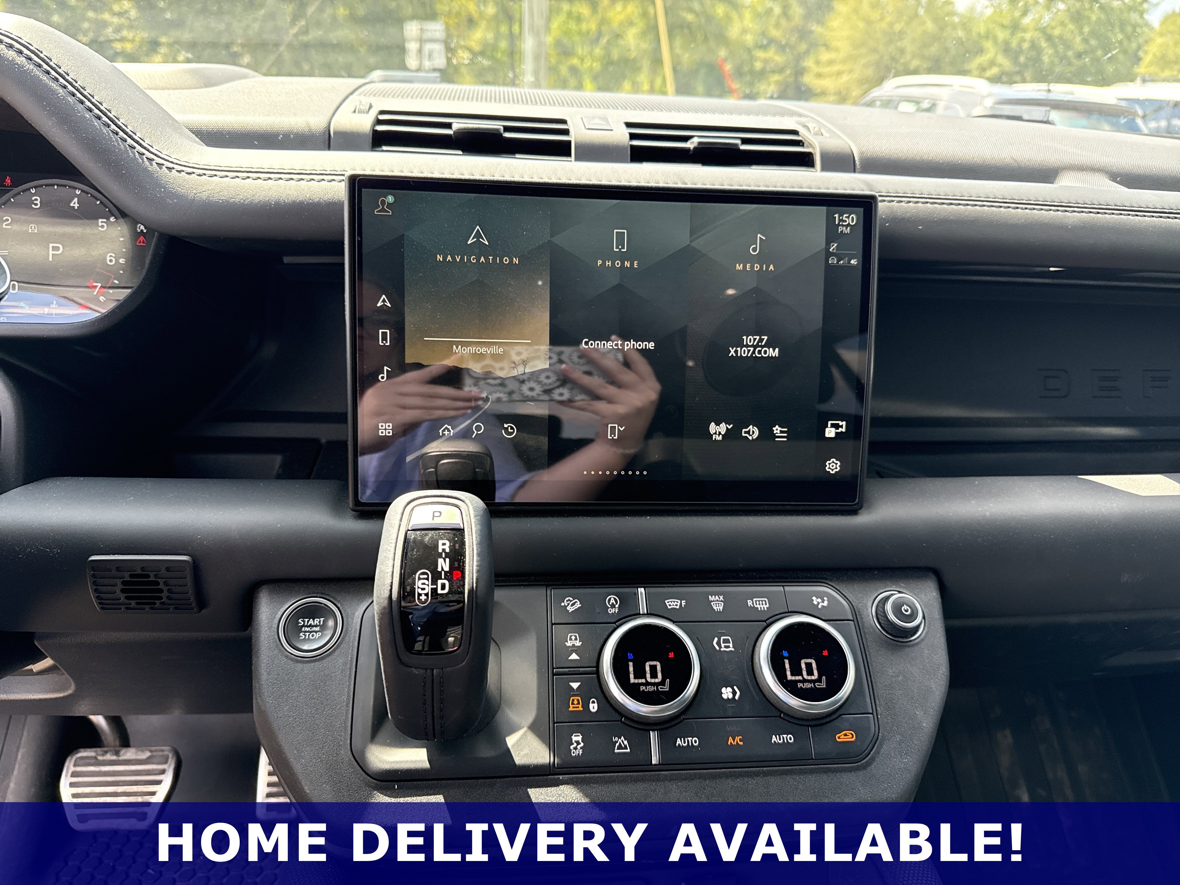 Used 2024 Land Rover Defender 110 V8 image 8