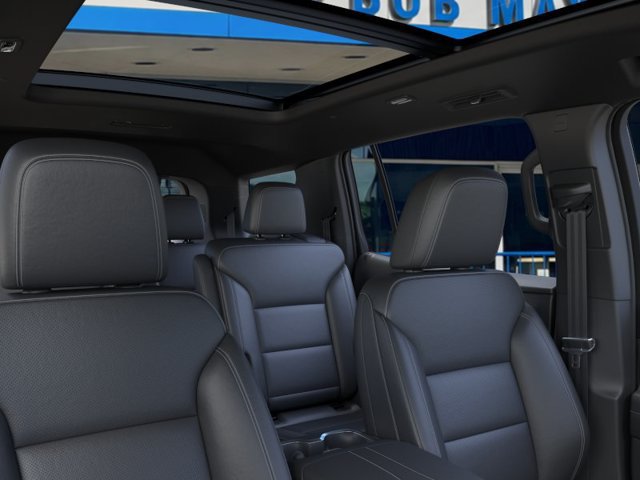 New 2027 Chevrolet Traverse LT w/ Driver Confidence Package FWD image 24
