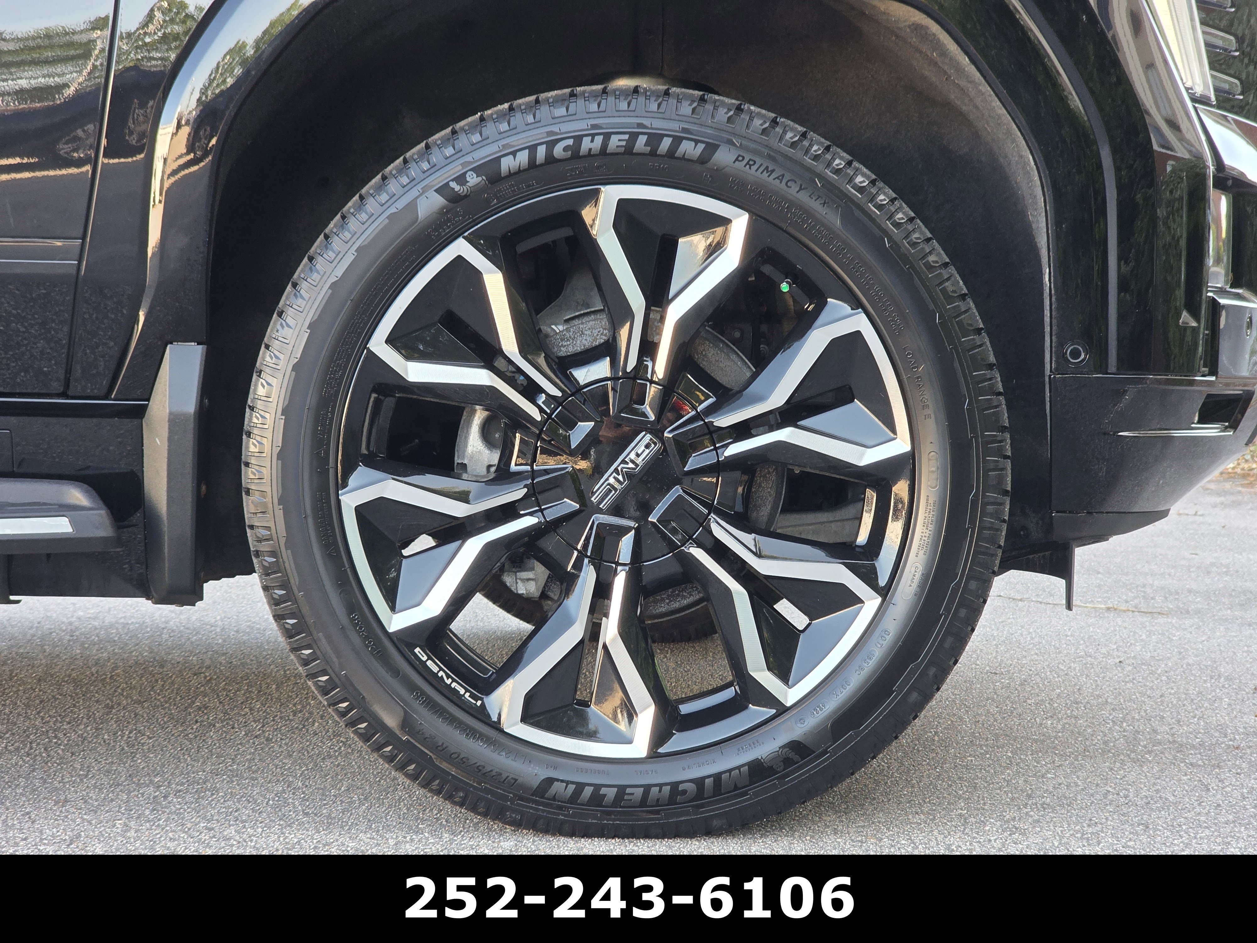 Used 2025 GMC Sierra EV Denali AWD/4WD image 52