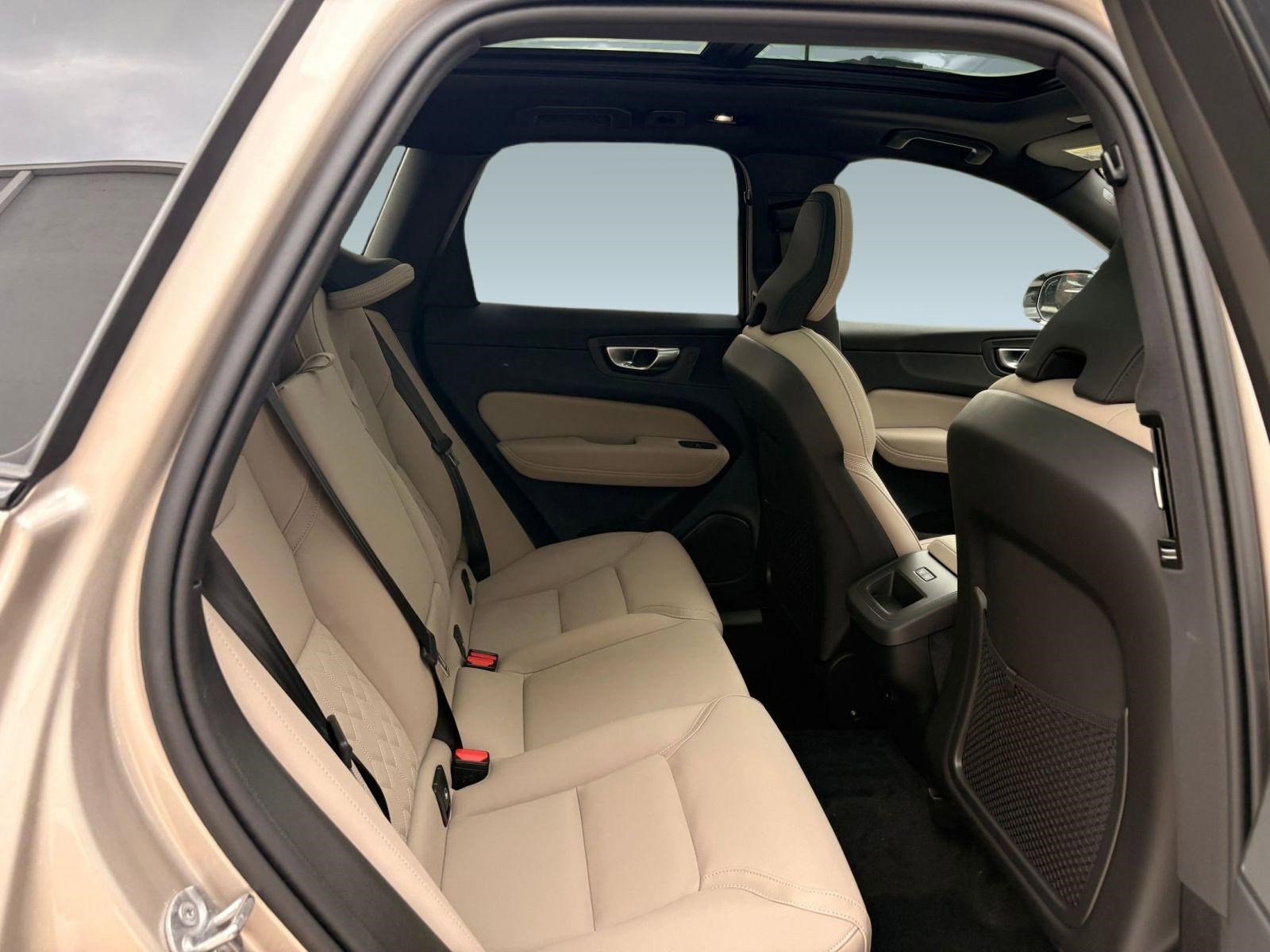 Certified 2026 Volvo XC60 B5 Plus w/ Climate Package image 26