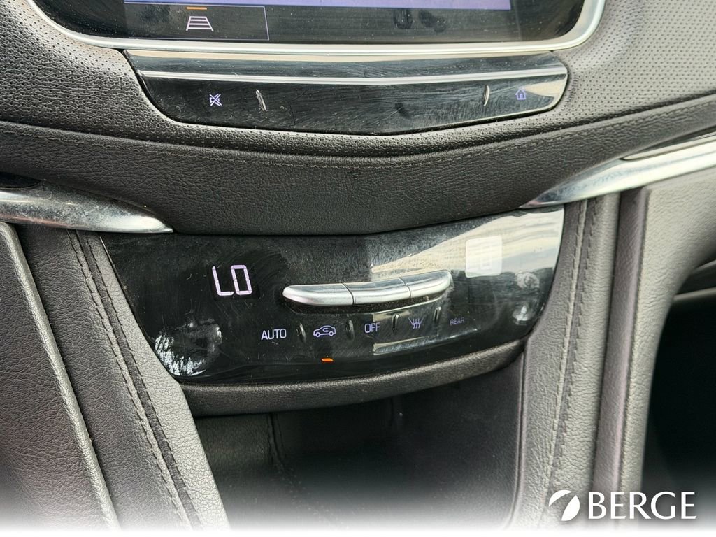 Used 2022 Cadillac XT5 Premium Luxury image 29