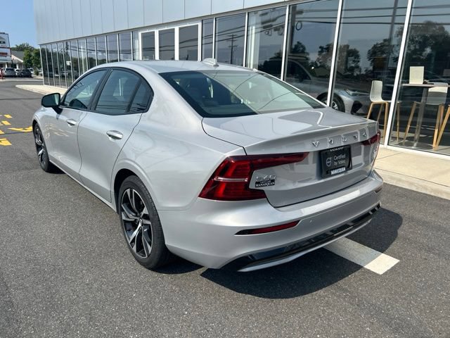 Certified 2023 Volvo S60 B5 Core w/ Climate Package FWD image 3
