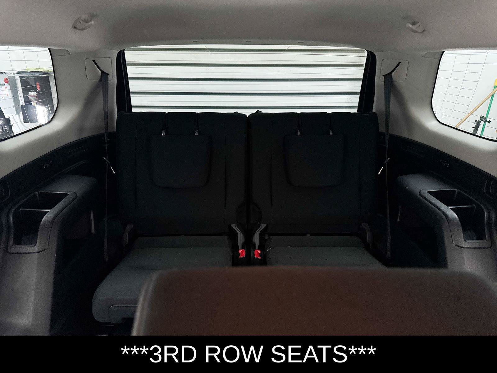 Used 2020 Toyota 4Runner SR5 AWD/4WD image 9