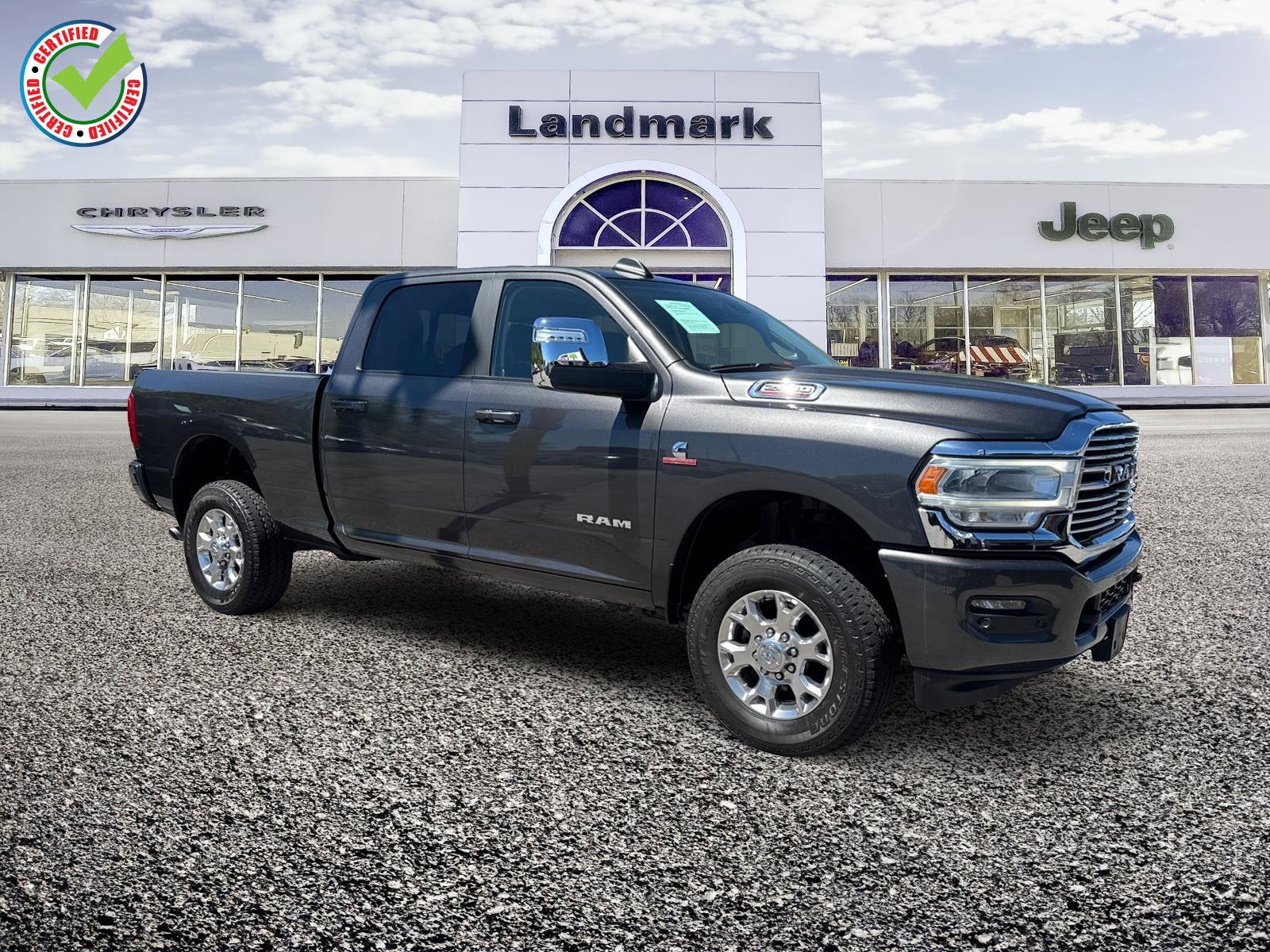 Used 2024 RAM 2500 Laramie AWD/4WD image 1