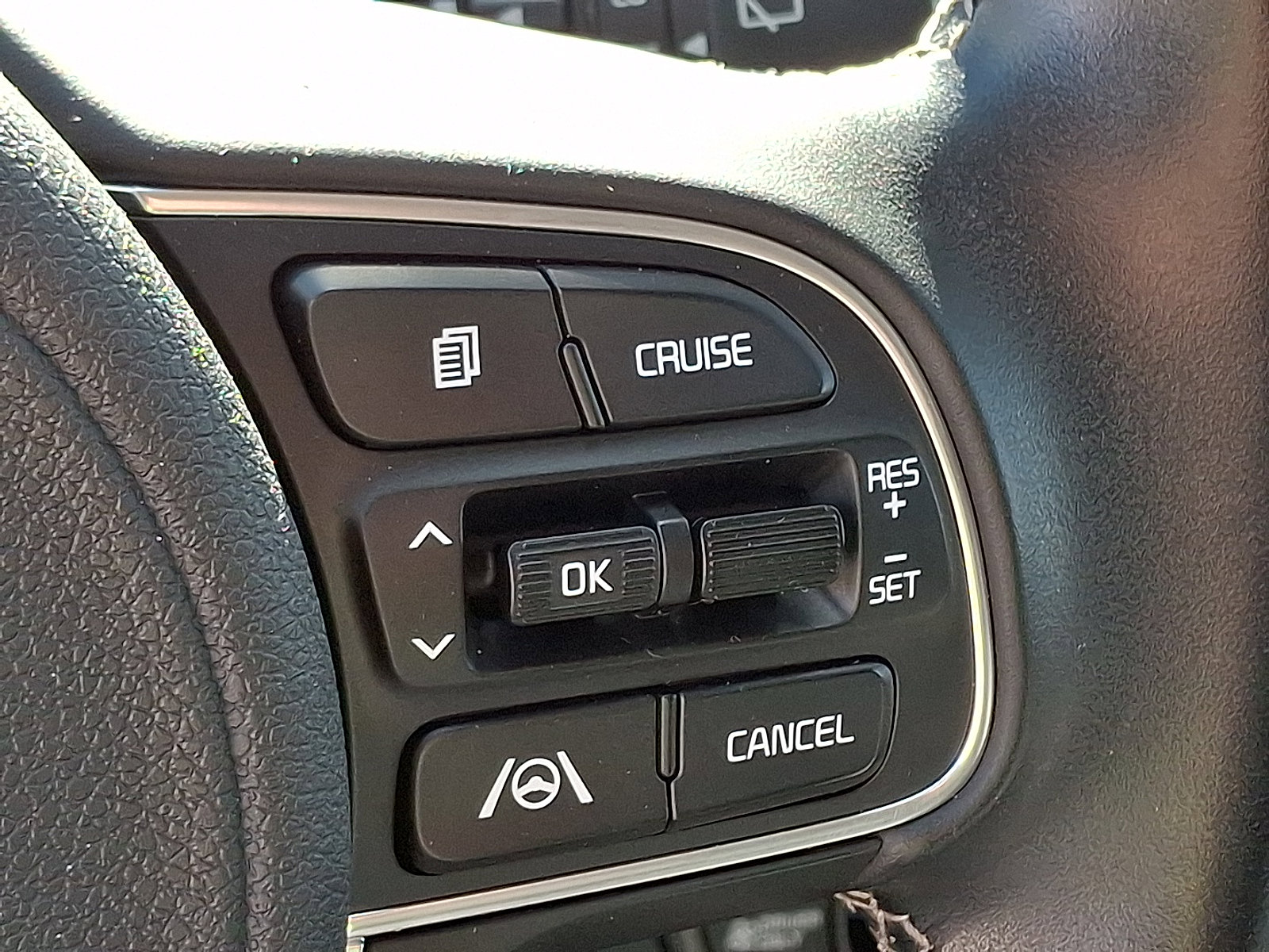 Certified 2022 Kia Niro LXS image 21