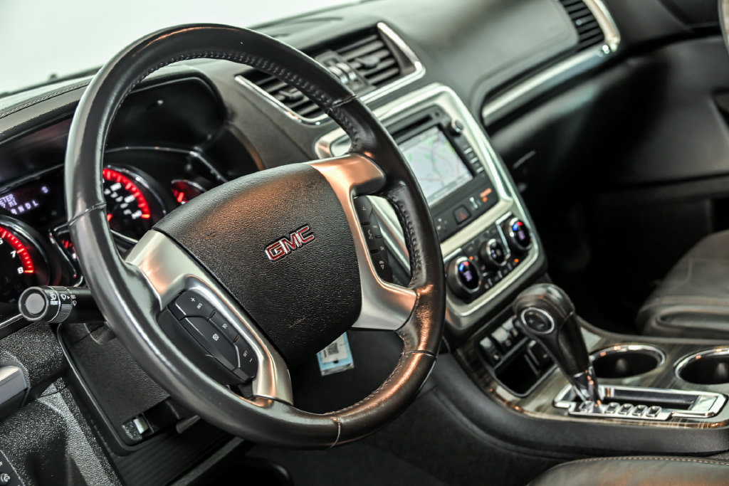 Used 2016 GMC Acadia SLT AWD/4WD image 16