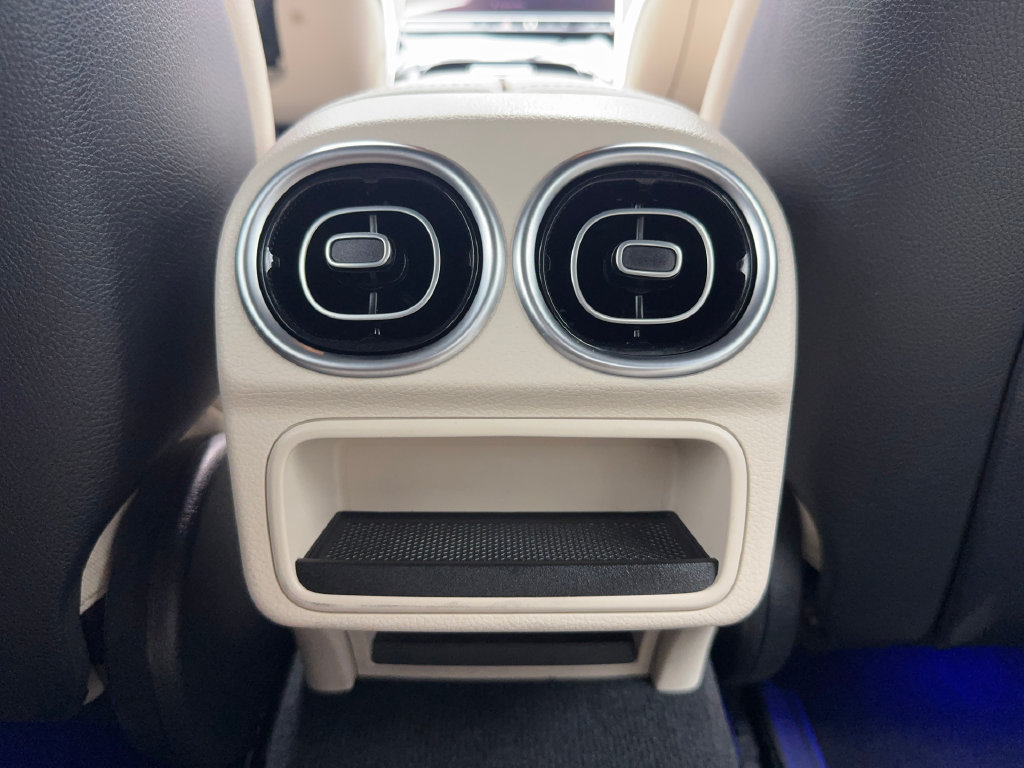 Used 2022 Mercedes-Benz C 300 Sedan image 35