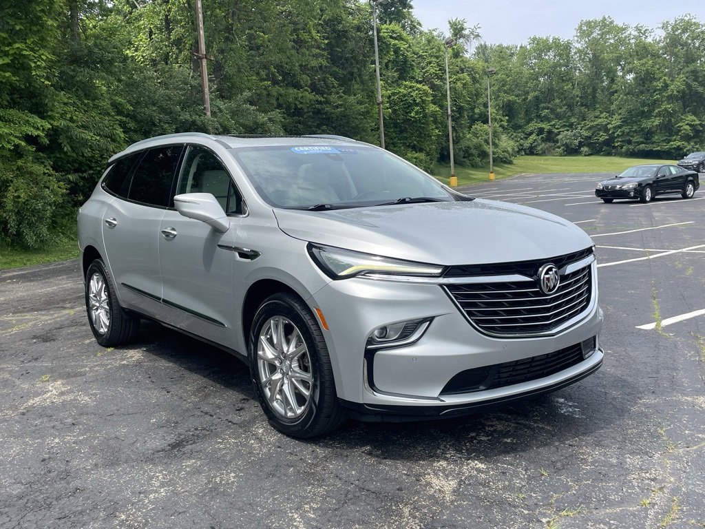 Certified 2022 Buick Enclave Essence w/ Experience Buick Package