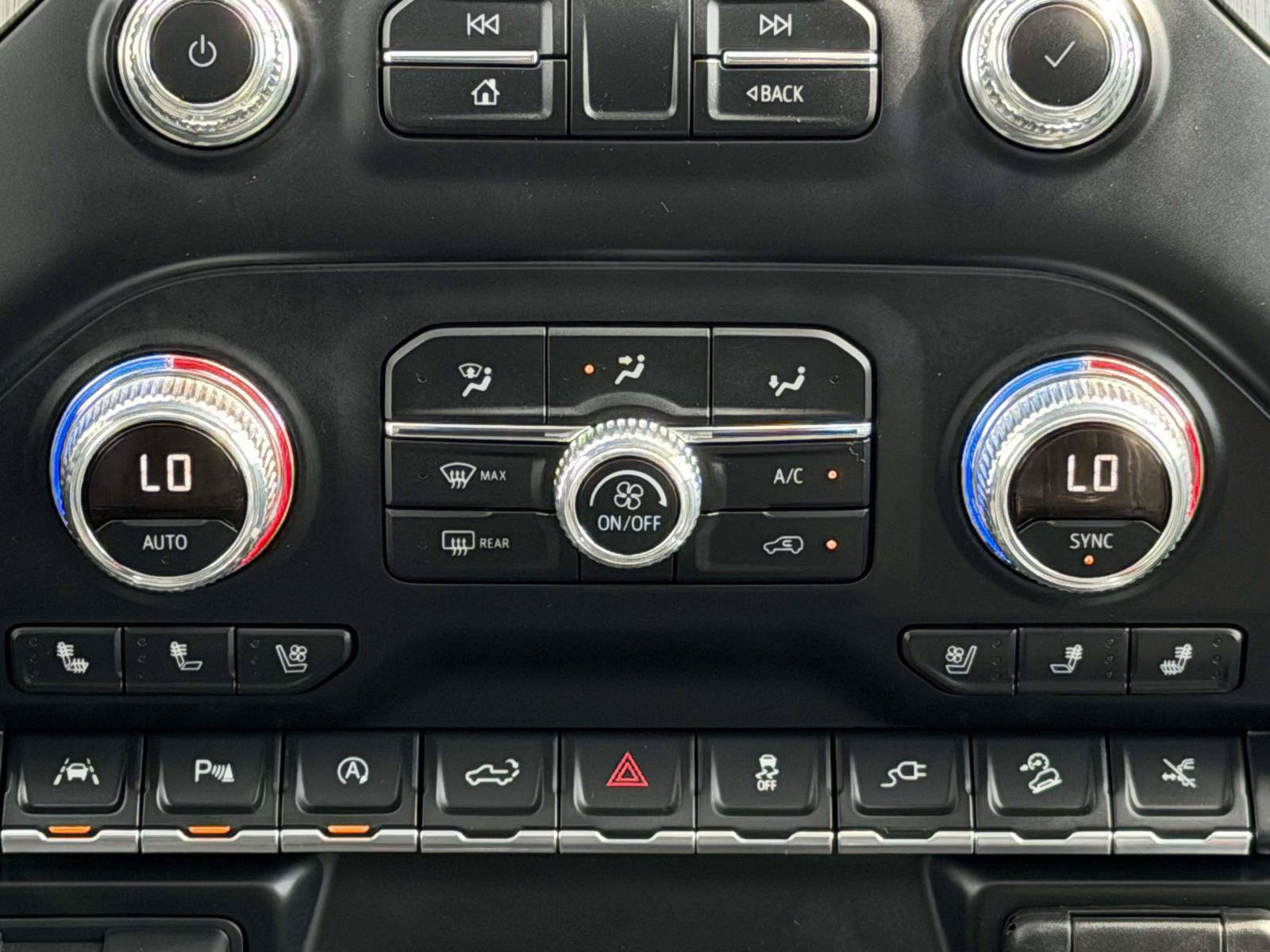 Used 2019 GMC Sierra 1500 Denali w/ Denali Ultimate Package AWD/4WD image 14