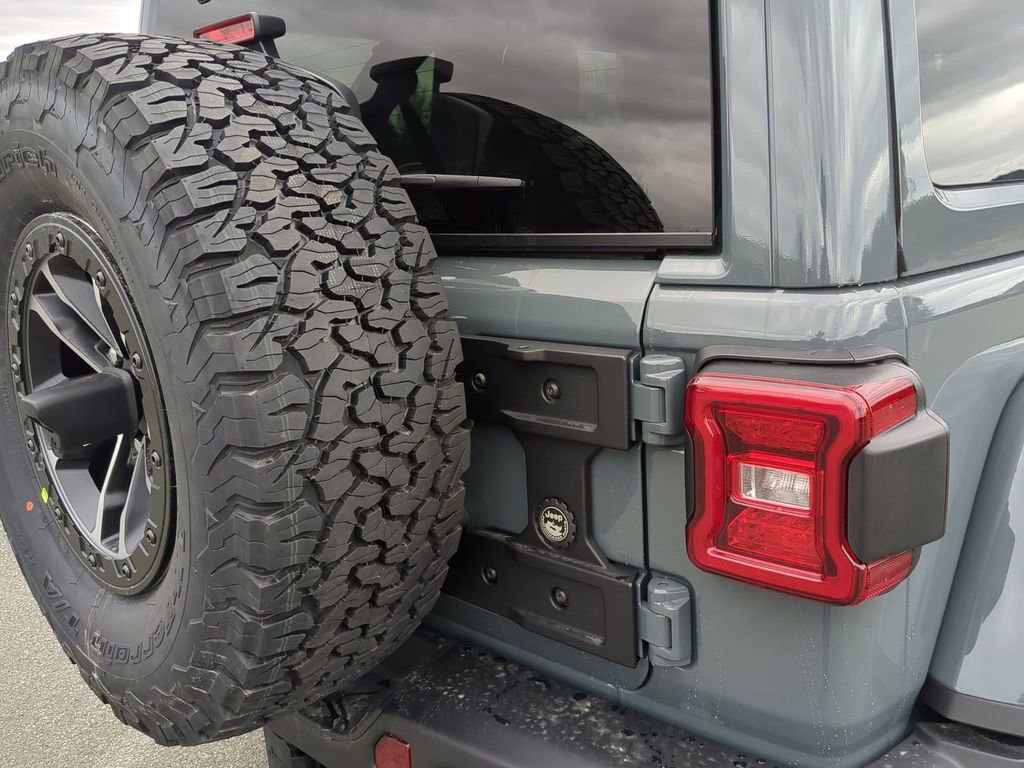 New 2026 Jeep Wrangler Unlimited Rubicon AWD/4WD image 23