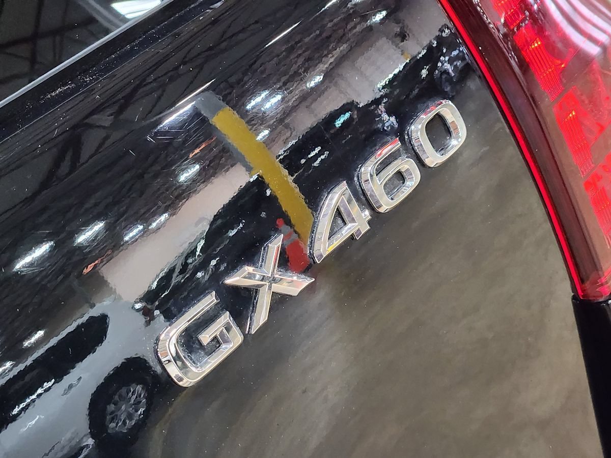 Used 2022 Lexus GX 460 w/ Black Line Special Edition AWD/4WD image 25