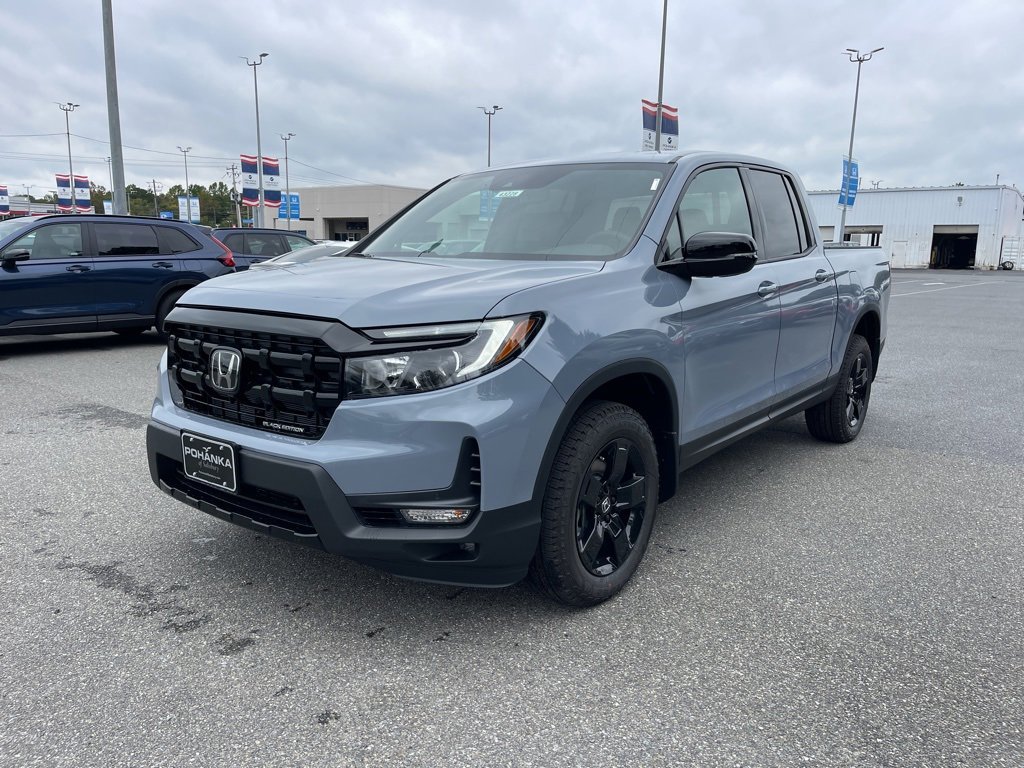 New 2026 Honda Ridgeline Black Edition image 2