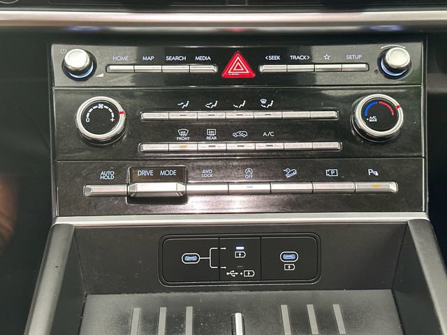 Used 2024 Hyundai Santa Fe SE image 13