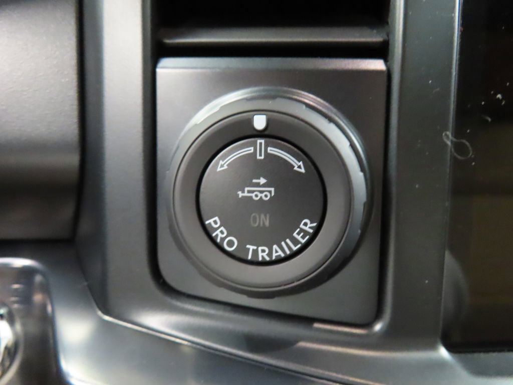 Used 2025 Ford F350 Lariat w/ Lariat Ultimate Package image 55