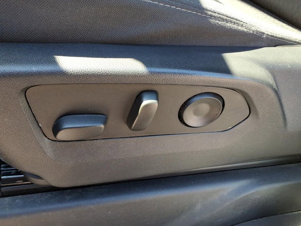 Used 2023 Chevrolet Silverado 1500 Custom w/ LPO, Dark Essentials Package AWD/4WD image 20