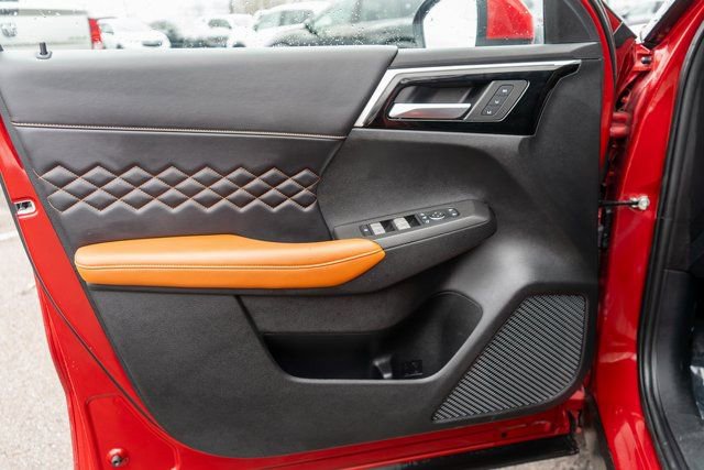 Used 2023 Mitsubishi Outlander AWD image 20