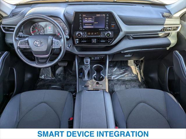 Used 2022 Toyota Highlander LE image 21