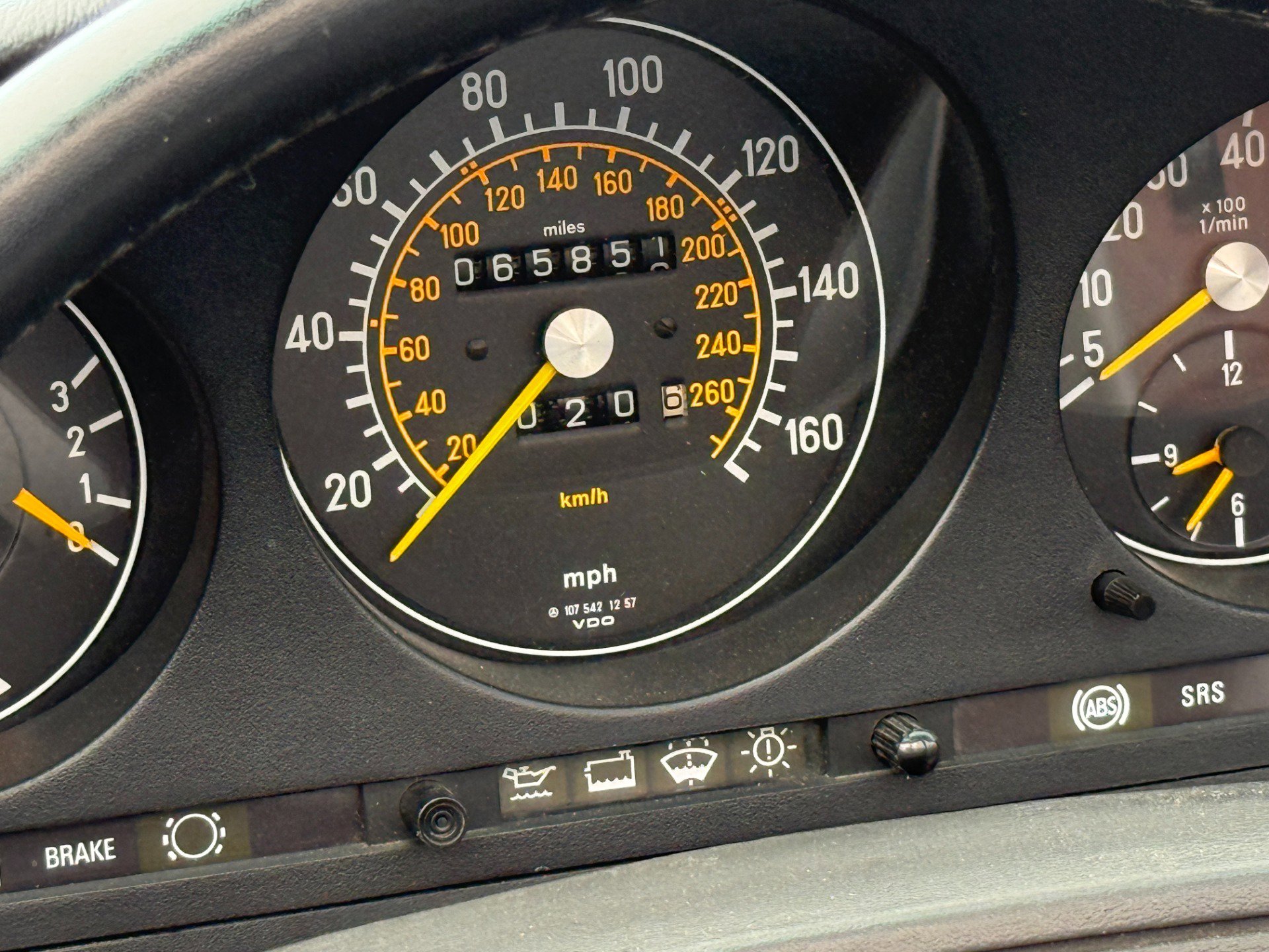 Used 1988 Mercedes-Benz 560 SL image 21