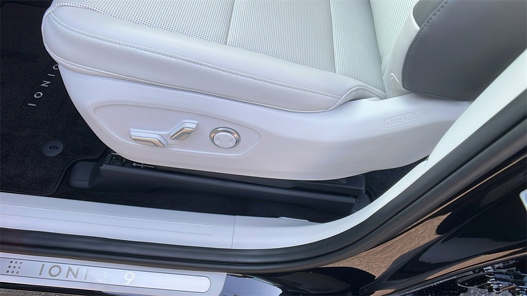 New 2026 Hyundai Ioniq 9 SEL image 14