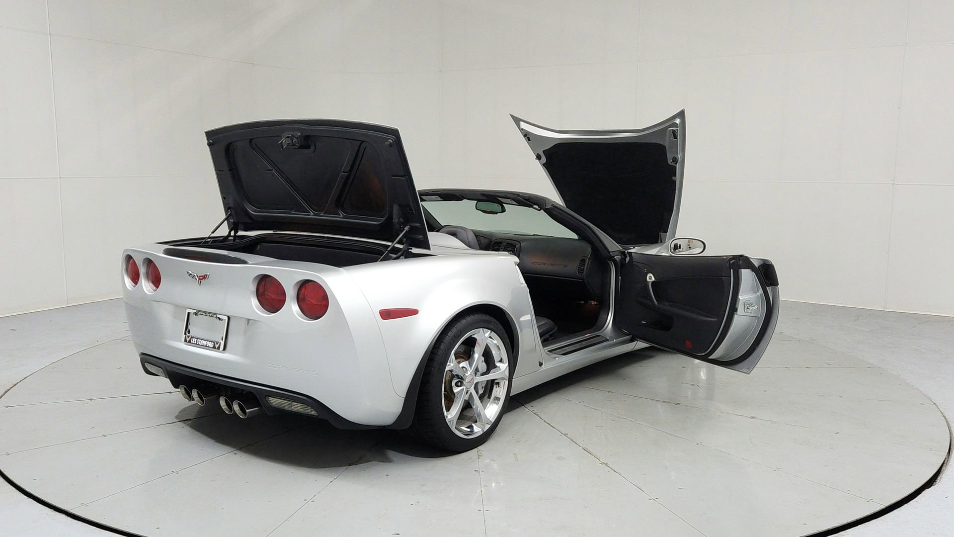 Used 2010 Chevrolet Corvette Grand Sport w/ Preferred Equipment Group RWD image 10