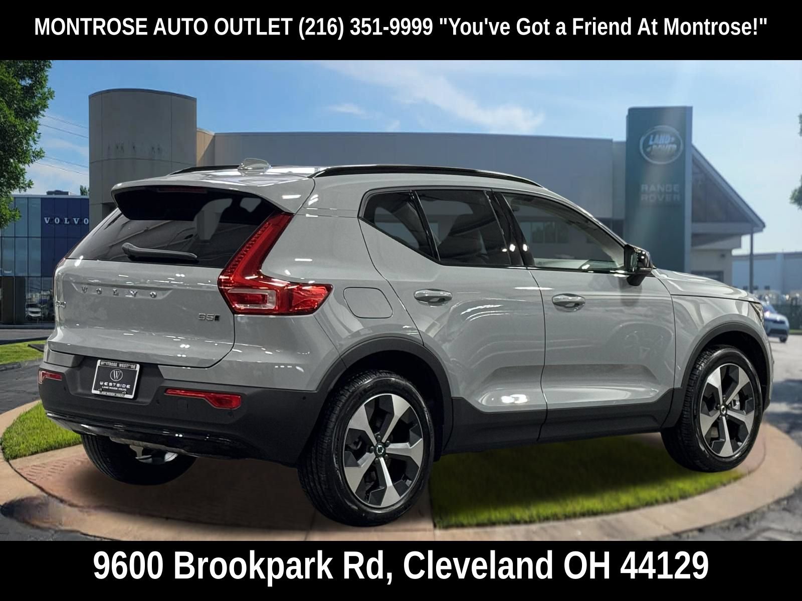 New 2026 Volvo XC40 B5 Plus w/ Protection Package Premier AWD/4WD image 6