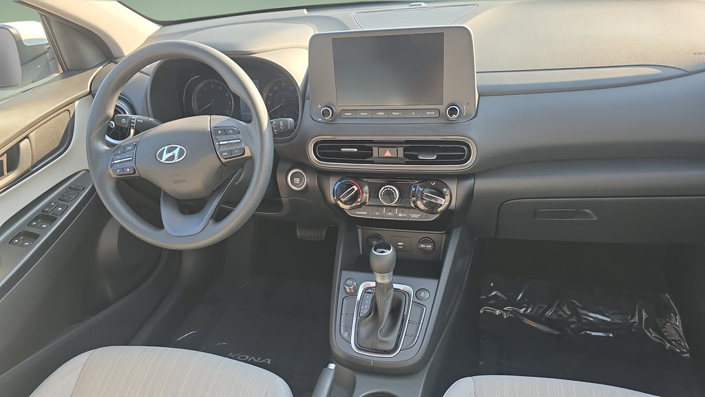 Used 2023 Hyundai Kona SEL w/ Cargo Package AWD/4WD image 11