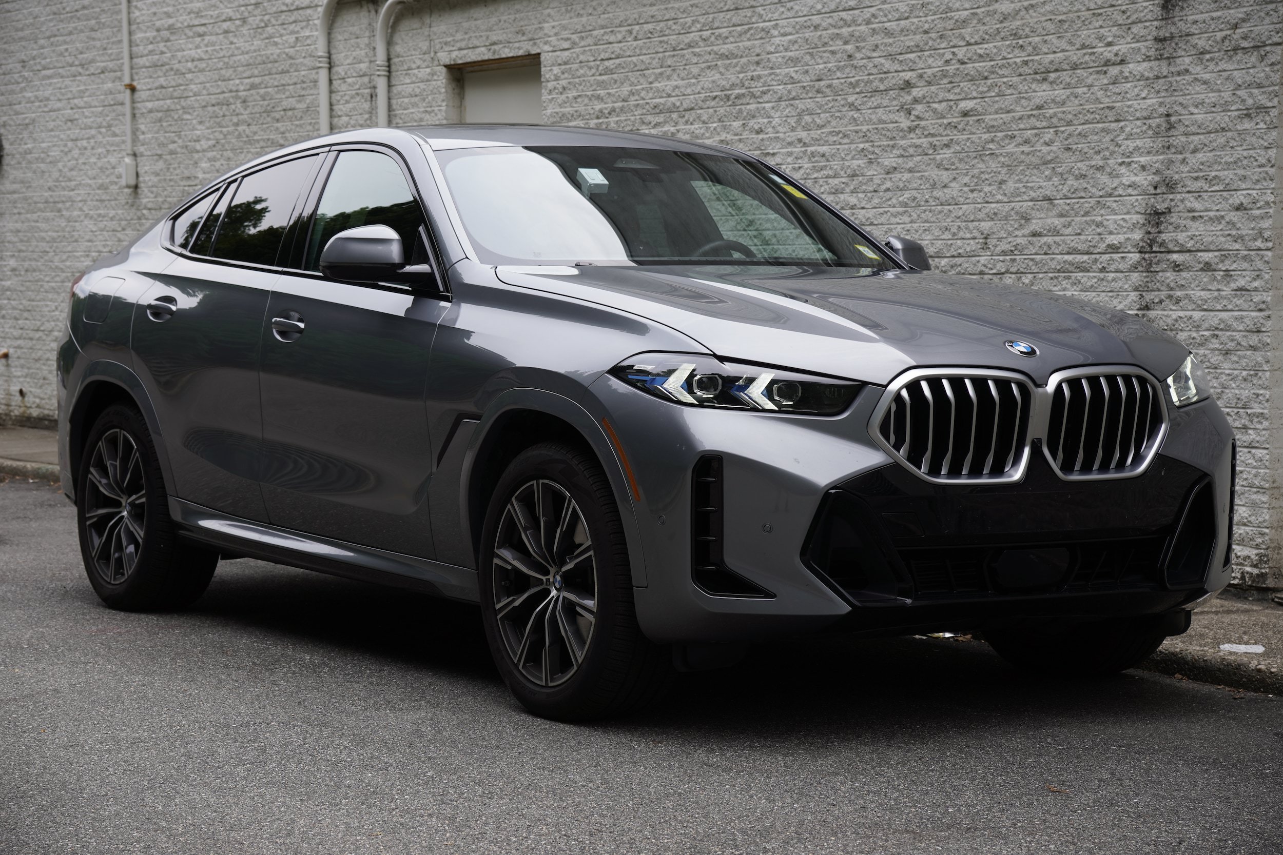 Used 2026 BMW X6 xDrive40i AWD/4WD image 9