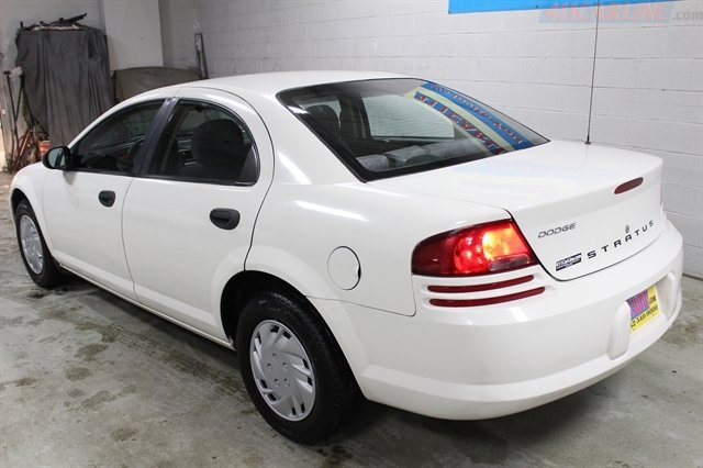 Used 2004 Dodge Stratus SE image 22