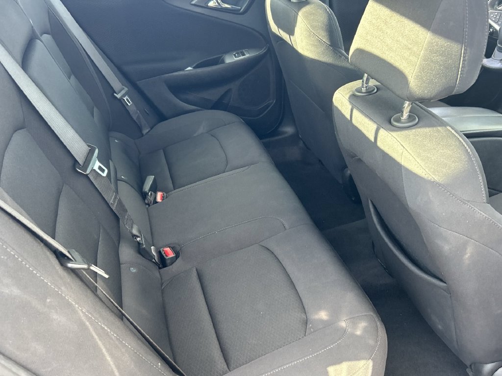 Used 2024 Chevrolet Malibu LT FWD image 19